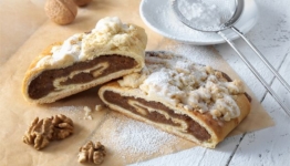 Walnuss Striezel von Lebkuchen Schmidt